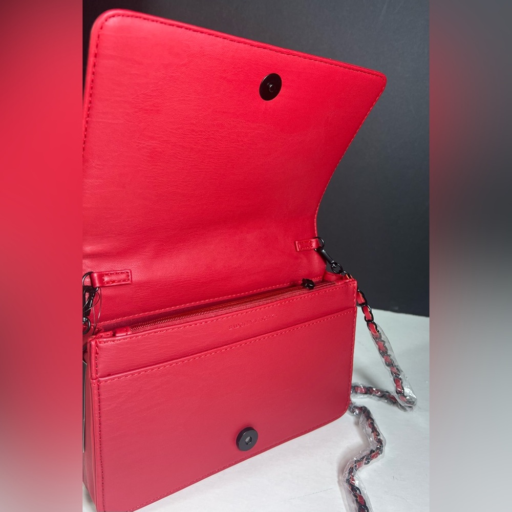 NWT Badgley Mischka Leather Crossbody Bag In Red With Black Hardware - Picture 7 of 9